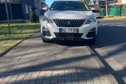 Peugeot 5008 151.000 km 18.300 &euro; Dinslaken 46535