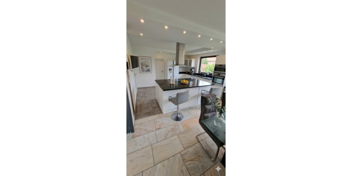 Einfamilienhaus Wesel - 6 Zimmer, 275 m&sup2;, 895.000&euro; | Angebot:25826803
