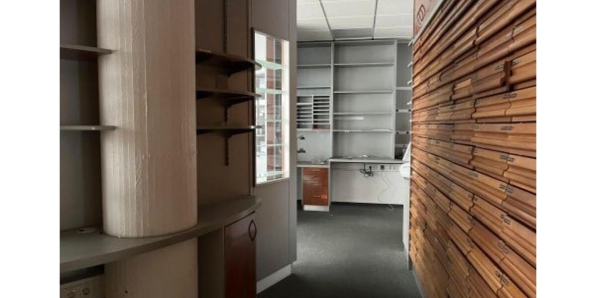 Repräsentative Gewerbefläche, Ladenlokal 1-A Lage in Herten Mitte zimmer