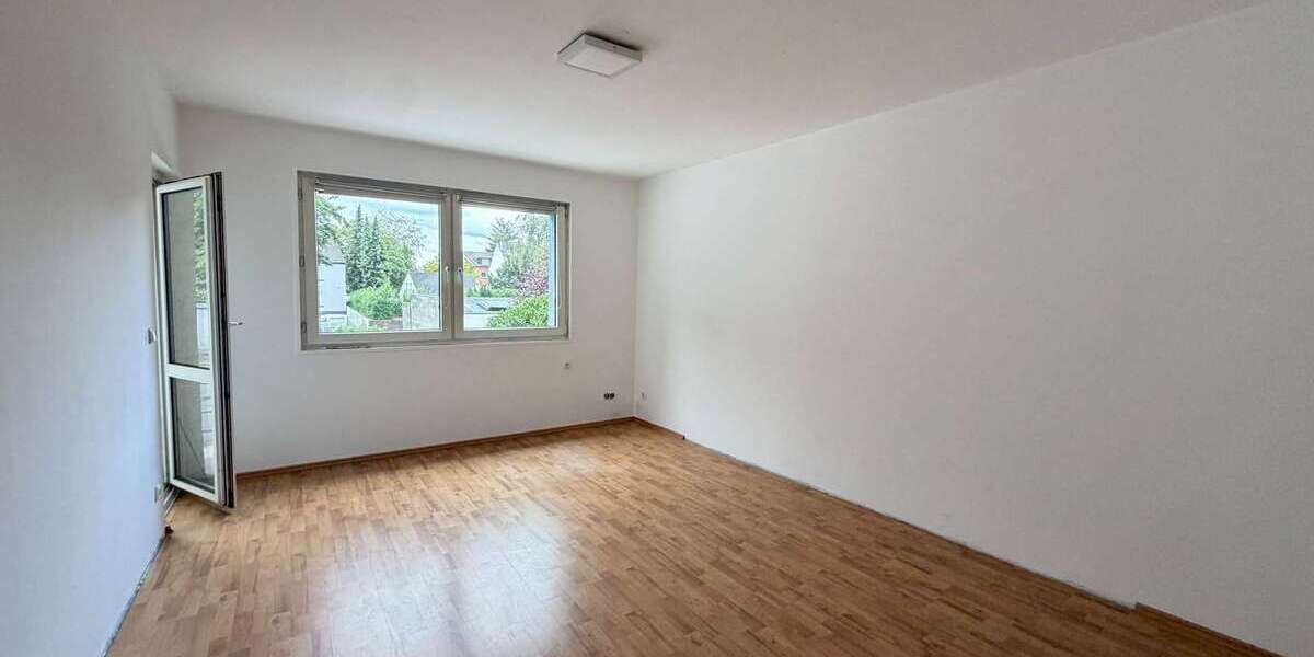Dreifamilienhaus in Oberhausen-Lirich mit Garten, Dachterrasse und 296 m² Bauland inklusive - Mehrfamilienhaus, Wohnhaus Oberhausen Alstaden | Angebot:27493794