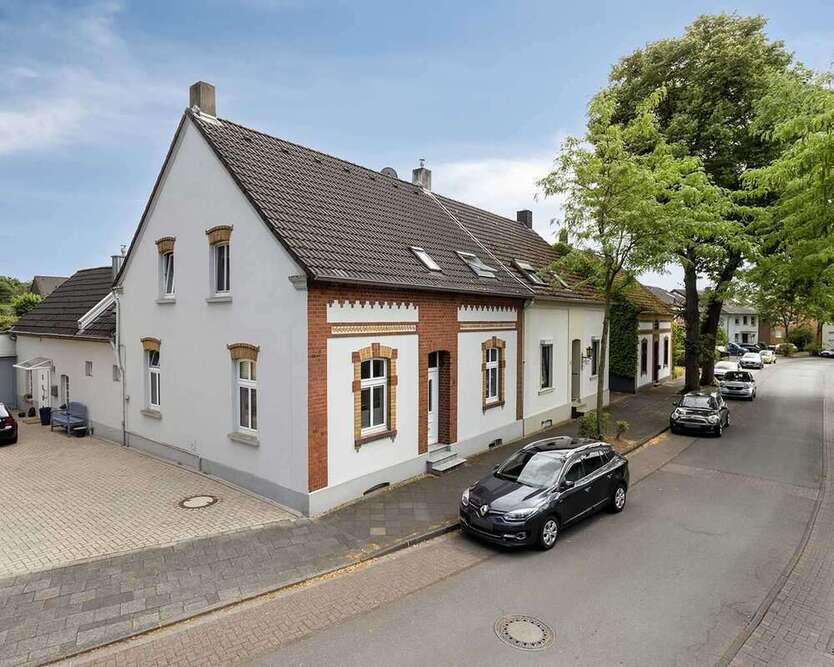 Haus zum Kaufen in Ratingen 648.600 € 139 m²