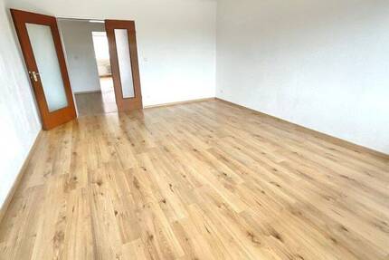 Zimmer Recklinghausen Süd - 3 Zimmer, 82 m&sup2;, 619&euro; | Angebot:25739711