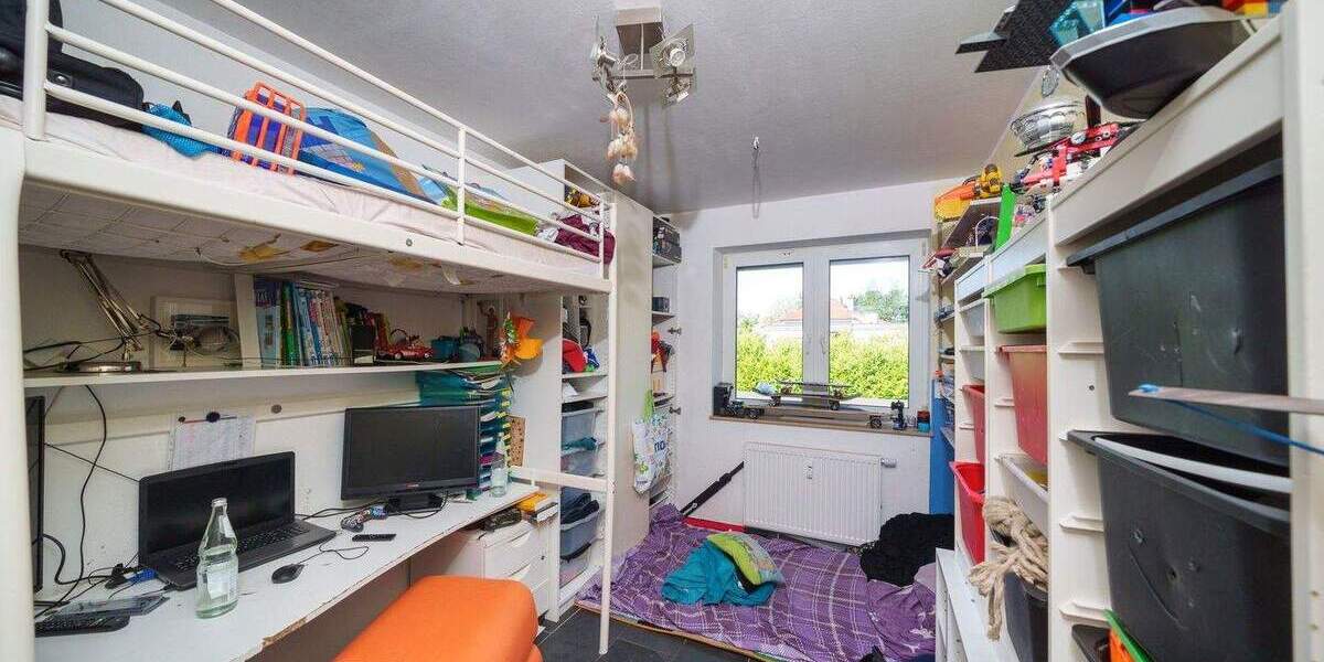 Etagenwohnung Bochum Dahlhausen - 8 Zimmer, 220 m&sup2;, 399.500&euro; | Angebot:25721357