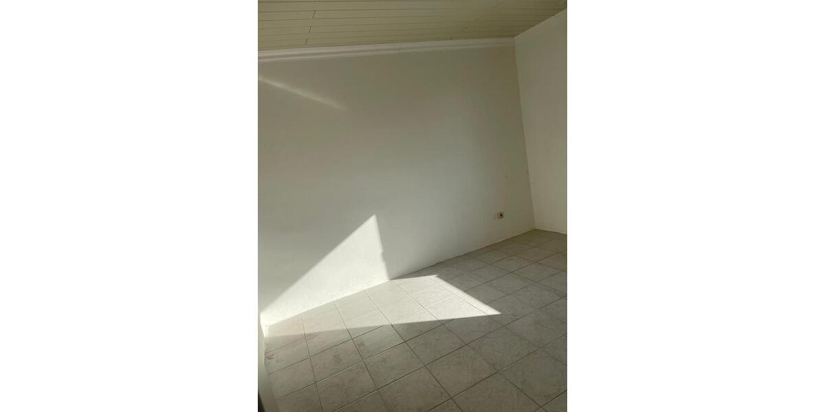 Etagenwohnung Gladbeck Brauck - 4 Zimmer, 117 m&sup2;, 185.000&euro; | Angebot:25649501