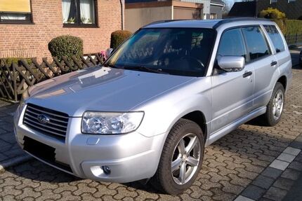 Subaru Forester 141.300 km 8.990 &euro; Mülheim an der Ruhr 45481