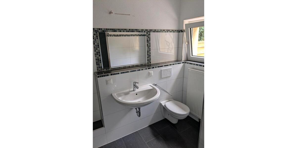 Erdgeschoßwohnung Duisburg Mittelmeiderich - 3 Zimmer, 70 m&sup2;, 580&euro; | Angebot:26231899