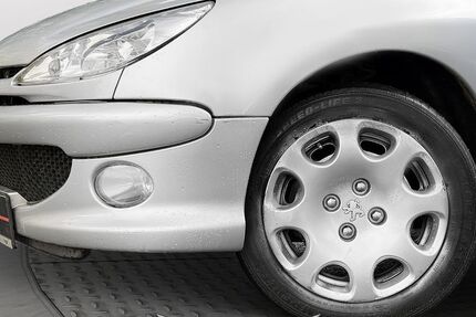 Peugeot 206 169.998 km 990 € Düsseldorf 40625