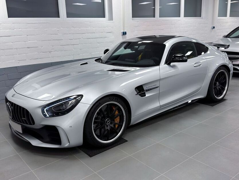 AMG GT R