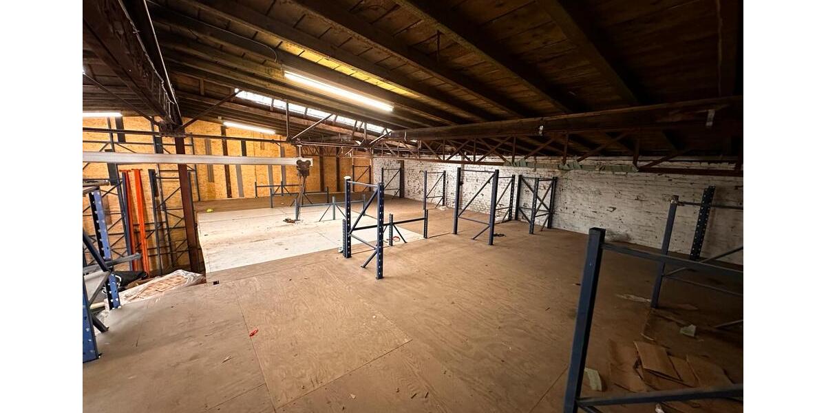 Lagerhalle in Bochum-Wattenscheid – ca. 220 m² auf 2 Etagen zimmer