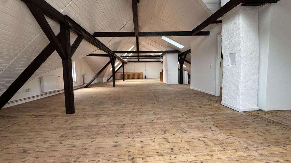 Wohnung zum Mieten in Oberhausen 900 € 162.11 m²