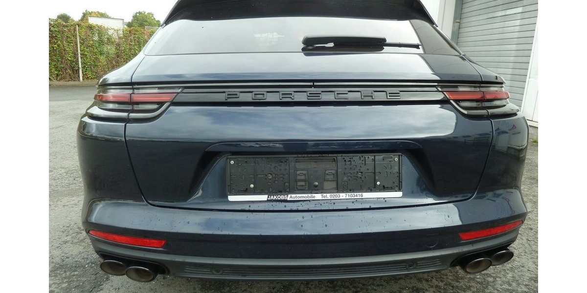 Porsche Panamera Turbo Sport Turismo Chrono Pano Matrix 105.000 km 62.900 € Ratingen 40885