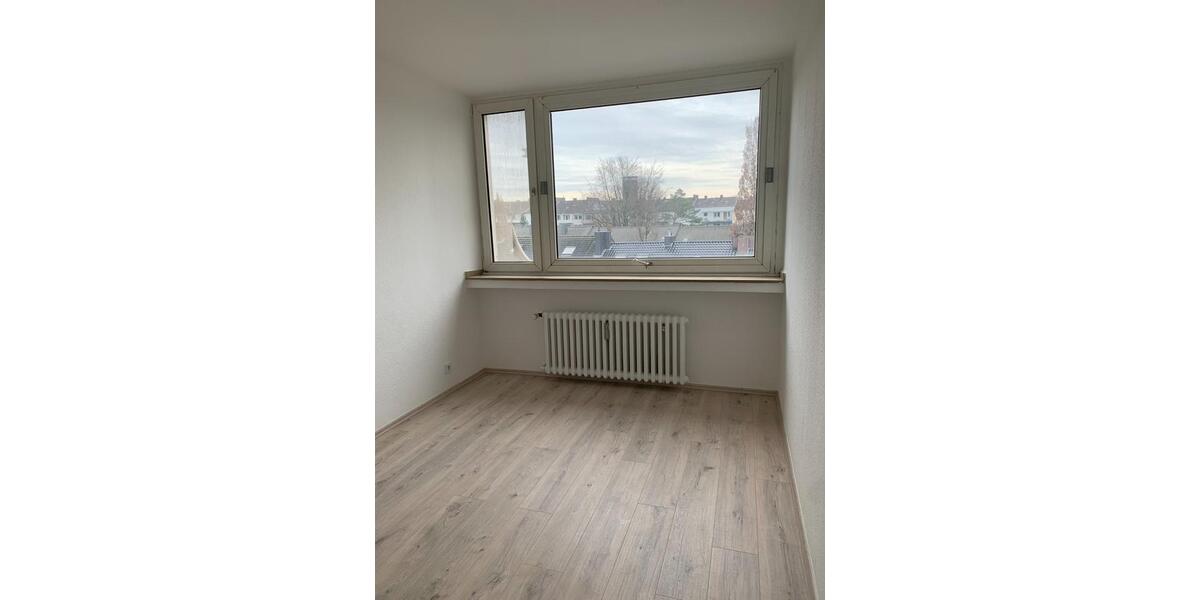 700,- € WARM 2-Raum Weitblick-Apartment Cityhochhaus Esplanade 2 zimmer