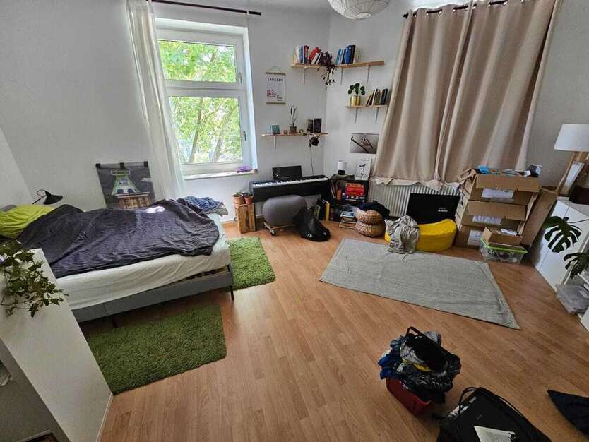 Haus zum Kaufen in Essen 499.000 € 383 m²