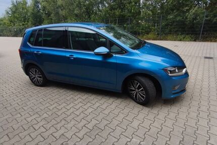 VW Golf Sportsvan 129.000 km 10.999 &euro; Bochum 44799