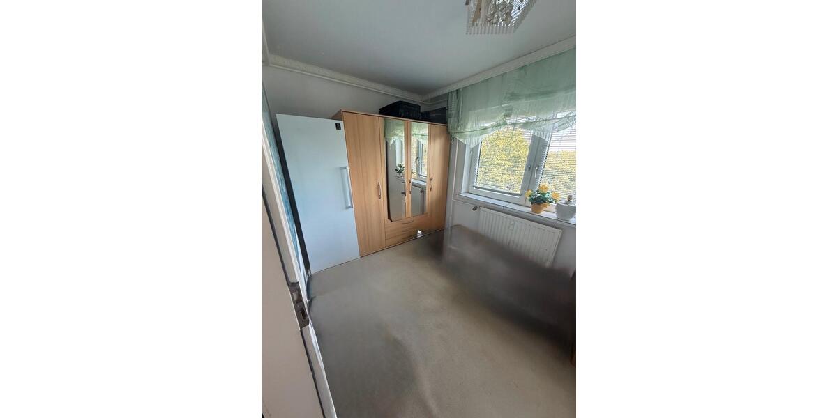 Etagenwohnung Mülheim an der Ruhr - 4 Zimmer, 67 m&sup2;, 120.000&euro; | Angebot:26977247