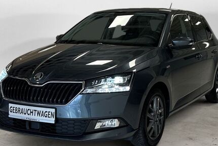 Skoda Fabia 76.282 km 11.989 &euro; Duisburg 47138