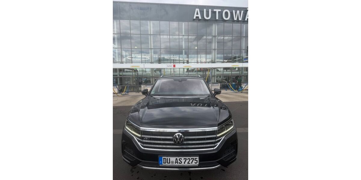 VW Touareg 75.000 km 37.500 &euro; Duisburg 47057