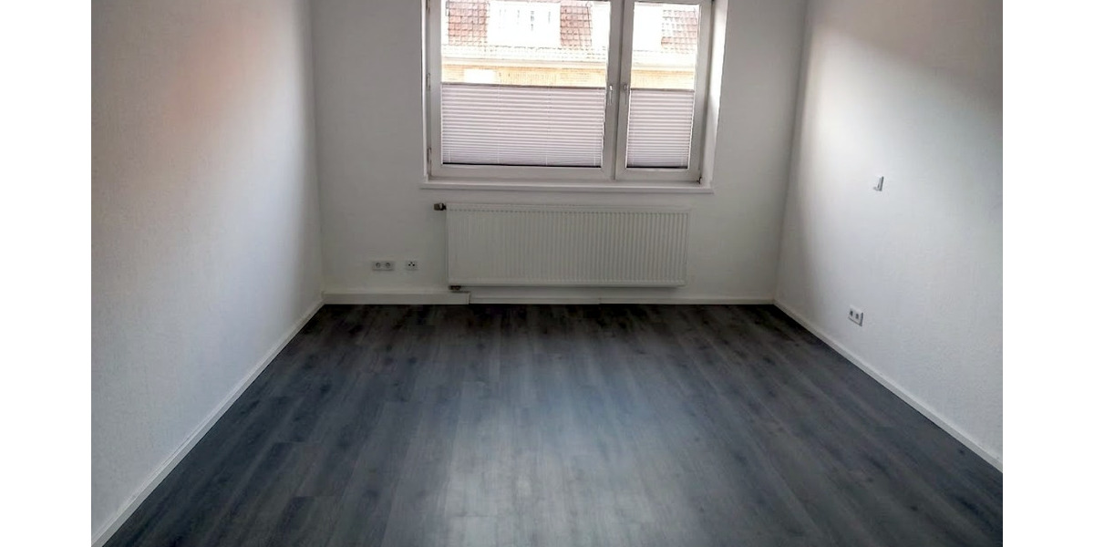 Etagenwohnung Oberhausen Osterfeld-West - 2 Zimmer, 70 m&sup2;, 598&euro; | Angebot:25537316