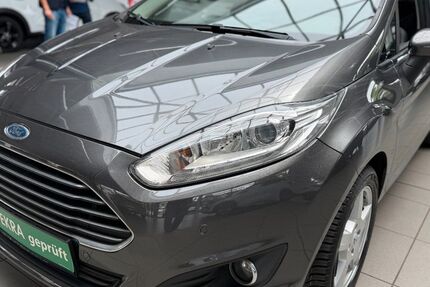 Ford Fiesta 88.000 km 8.890 &euro; Bottrop 46236
