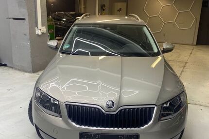 Skoda Octavia 71.000 km 13.990 &euro; Castrop Rauxel 44579