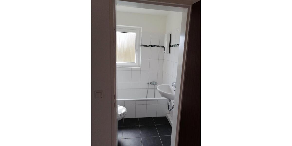 Etagenwohnung Gladbeck Alt-Rentfort - 3 Zimmer, 77 m&sup2;, 500&euro; | Angebot:27583808