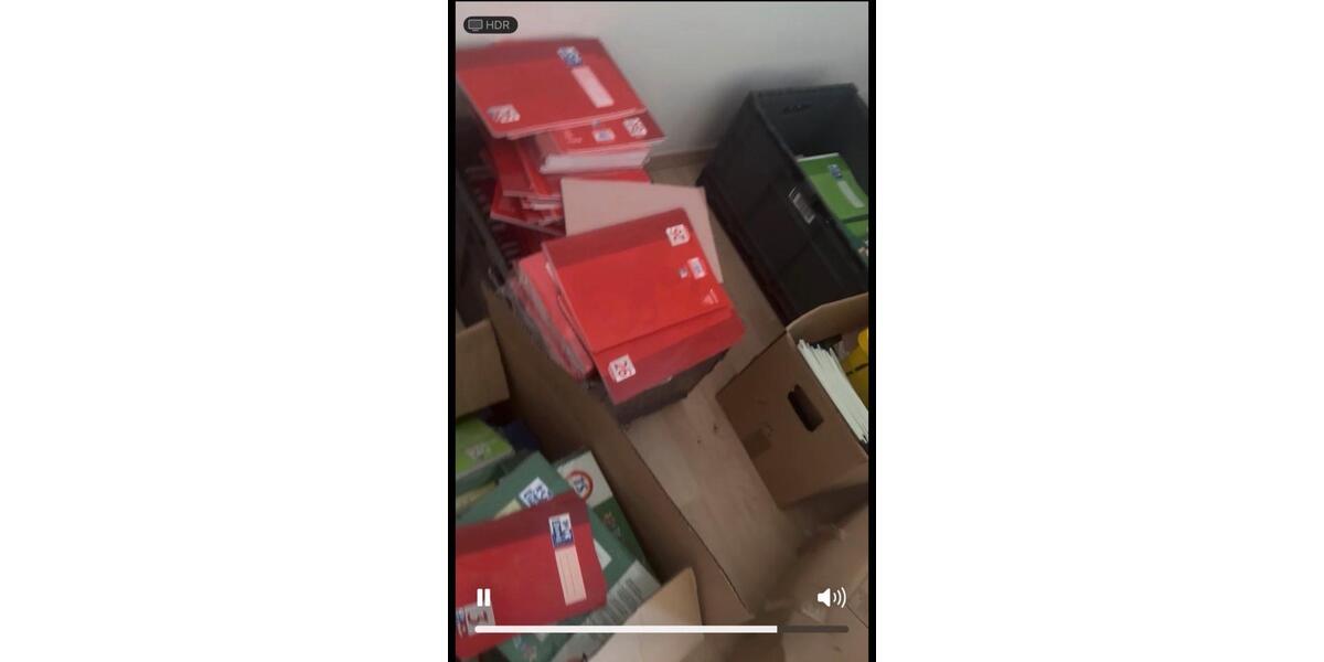 Lager und Geschäft aufgabe zimmer