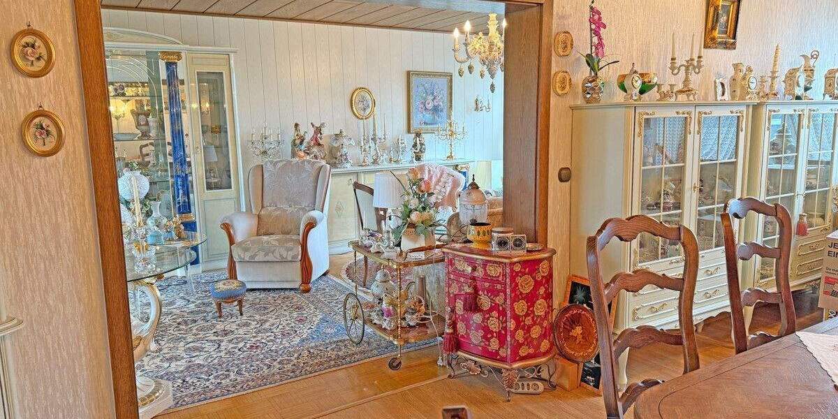 Attraktive 4-Zimmer-Wohnung mit Loggia und Aufzug in Neukirchen-Vluyn! 4 zimmer