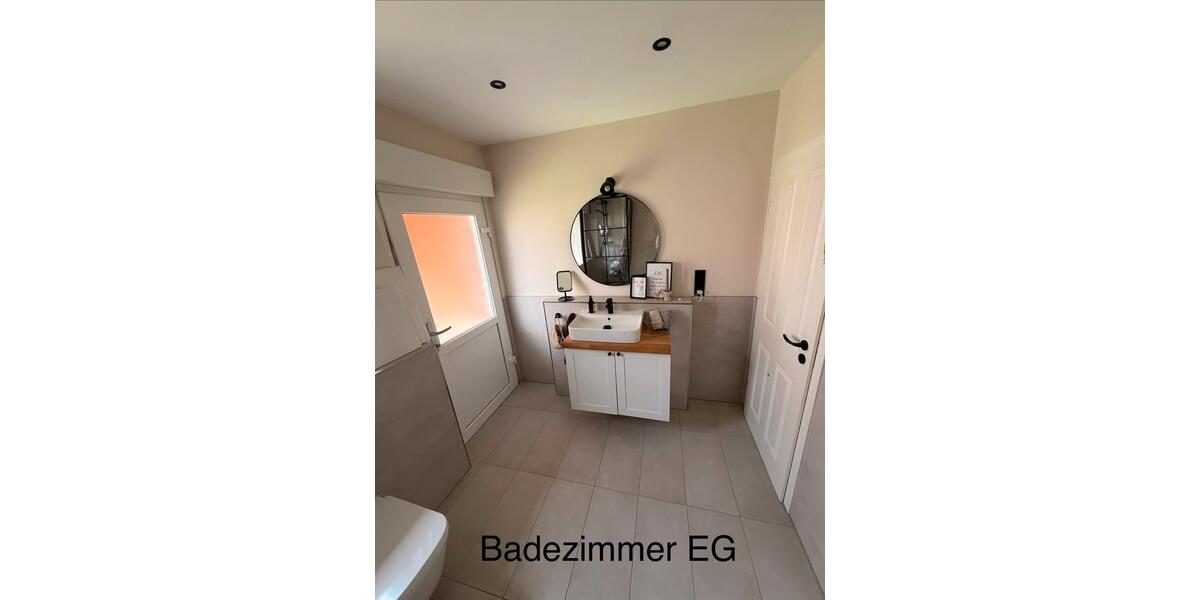 Reihenhaus Duisburg Walsum - 3 Zimmer, 83 m&sup2;, 200.000&euro; | Angebot:26857941