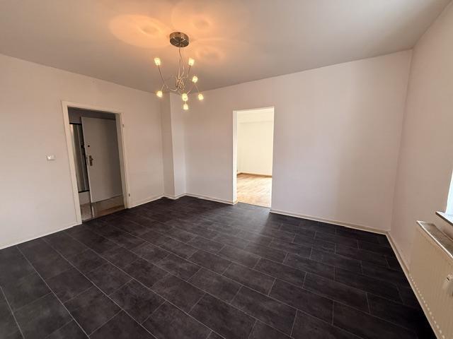 Etagenwohnung Bochum Querenburg - 2.5 Zimmer, 60 m&sup2;, 550&euro; | Angebot:27593384