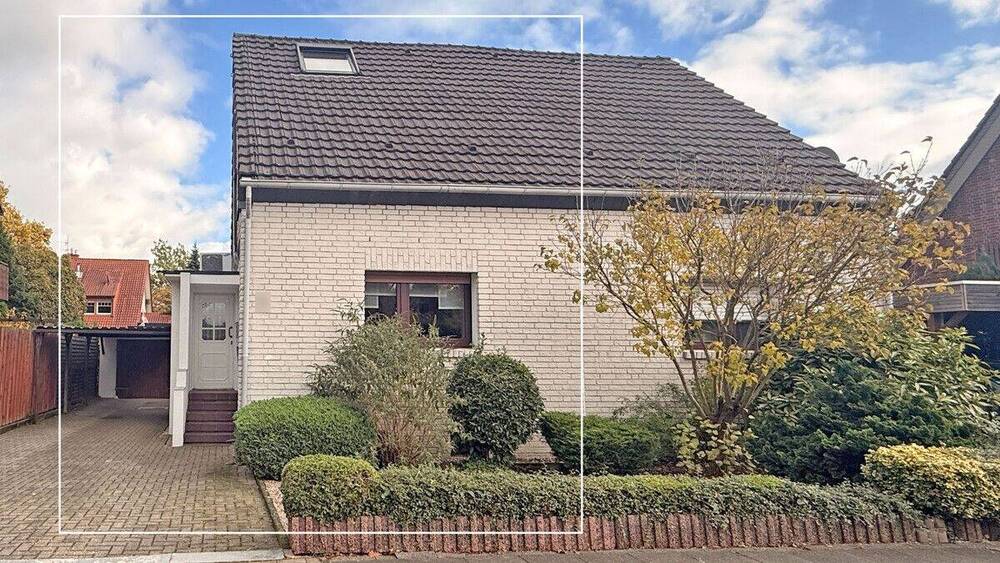 Charmante Doppelhaushälfte mit Garage, Carport und großzügigem Grundstück in Dinslaken-Averbruch 3 zimmer