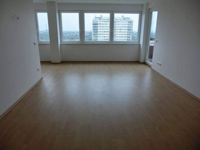 Etagenwohnung Duisburg Hochheide - 2 Zimmer, 68 m&sup2;, 579&euro; | Angebot:26879194