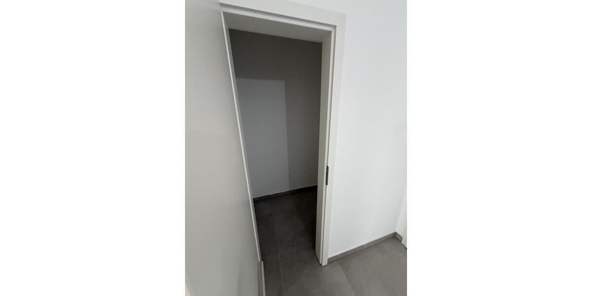 Etagenwohnung Bochum - 3.5 Zimmer, 80 m&sup2;, 1.100&euro; | Angebot:24930520