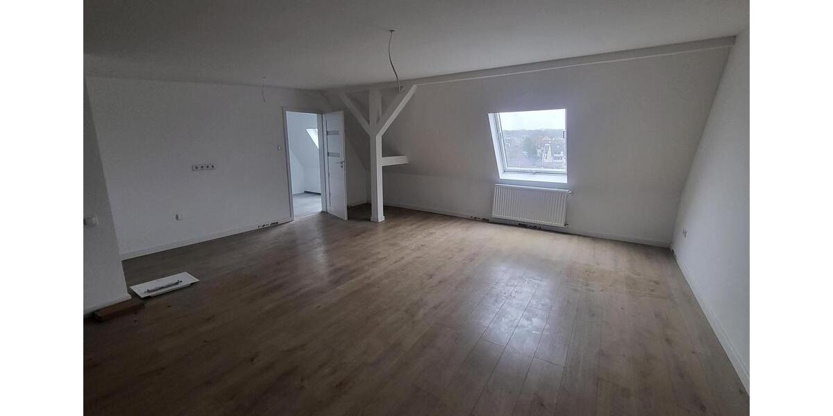 Dachgeschoßwohnung Bochum Bochum-Mitte - 1 Zimmer, 50 m&sup2;, 400&euro; | Angebot:26453778