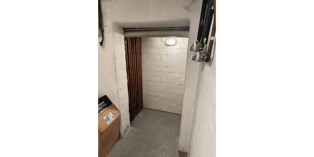 Mehrfamilienhaus mit Gewerbeeinheit im Hof am Innenhafen 1 zimmer