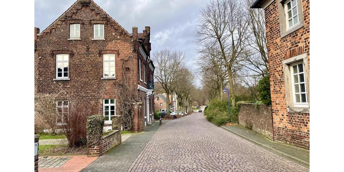 Moderne 2 Zimmer-Wohnung mit Balkon im 1. OG in attraktiver Lage direkt am Kloster Kamp 2 zimmer