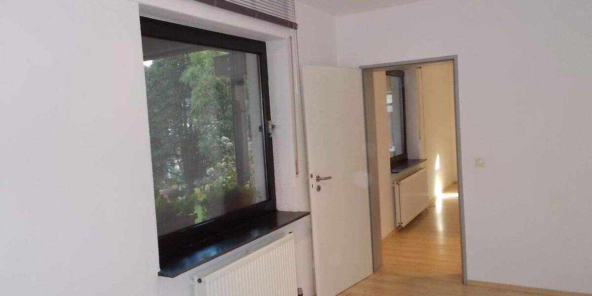 Etagenwohnung Essen Frillendorf - 2 Zimmer, 63 m&sup2;, 620&euro; | Angebot:25289062
