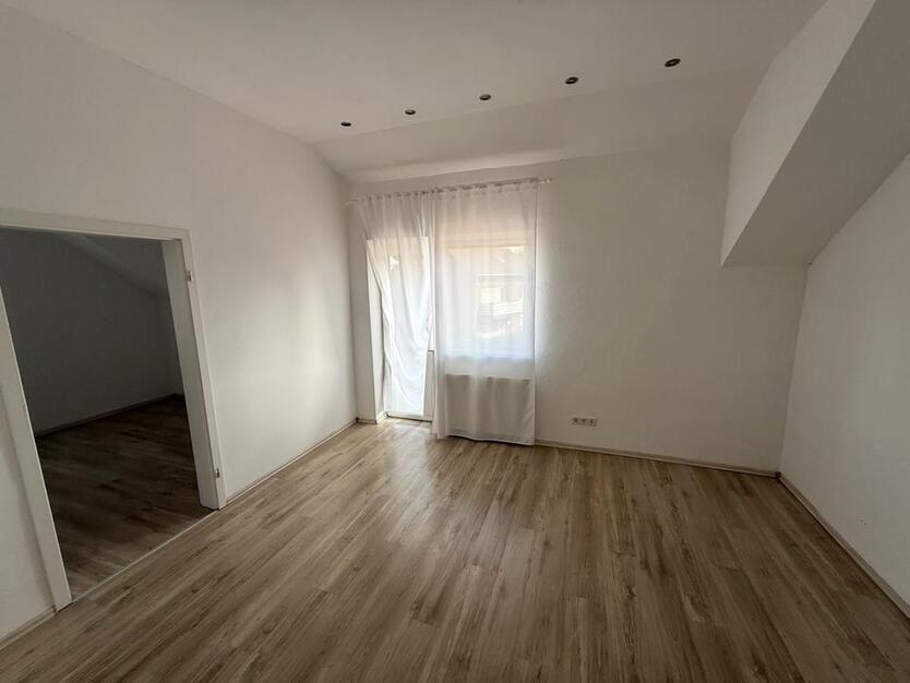 Freistehendes Einfamilienhaus mit Einliegerwohnung zimmer