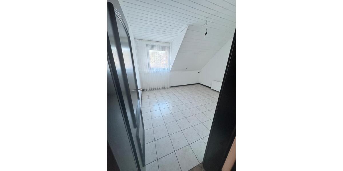 Etagenwohnung Marl - 4 Zimmer, 91 m&sup2;, 1.100&euro; | Angebot:27550468