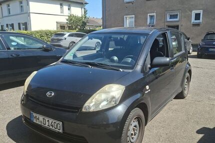 Daihatsu Sirion 128.716 km 1.500 &euro; Mülheim an der Ruhr 45473