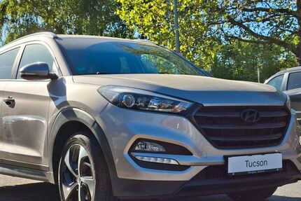 Hyundai TUCSON 77.179 km 16.990 &euro; Duisburg 47269