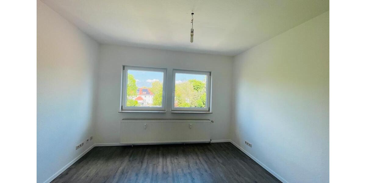 Dachgeschoßwohnung Bottrop Batenbrock - 3.5 Zimmer, 70 m&sup2;, 896&euro; | Angebot:26609153