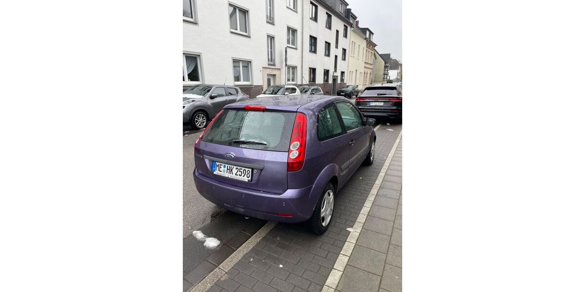 Ford Fiesta 107.000 km 2.199 &euro; Velbert 42549