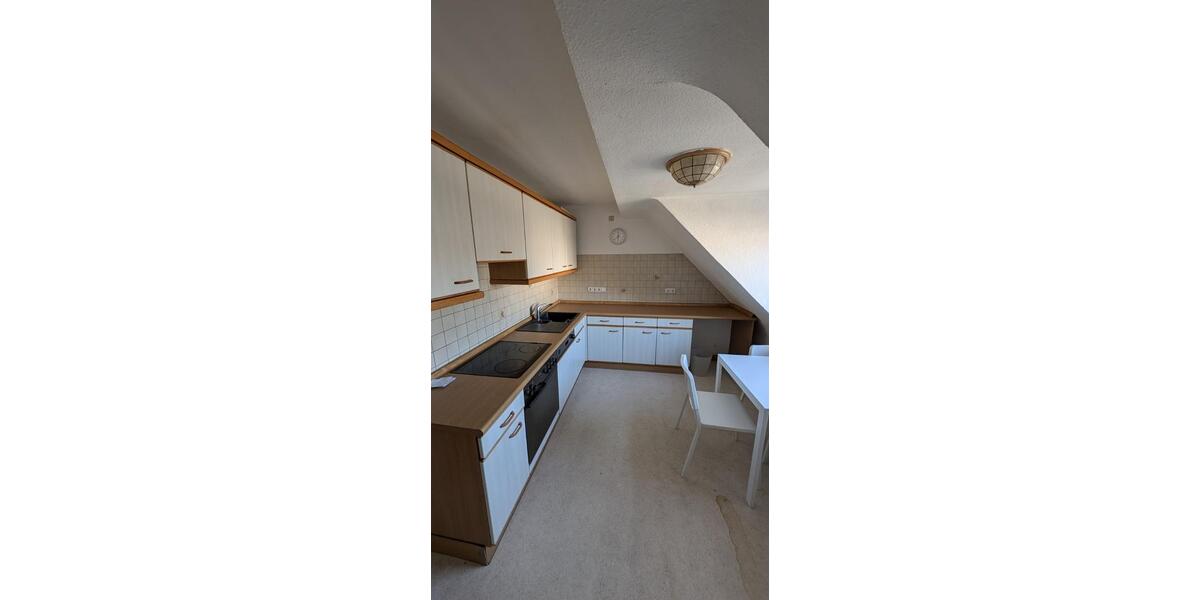 Dachgeschoßwohnung Mülheim an der Ruhr Linksruhr - 3.5 Zimmer, 58 m&sup2;, 725&euro; | Angebot:24658576