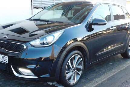 Kia Niro 232.151 km 8.499 &euro; Mülheim an der Ruhr 45473