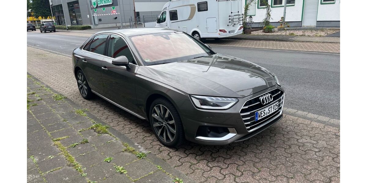 Audi A4 133.000 km 22.900 &euro; Duisburg 47051