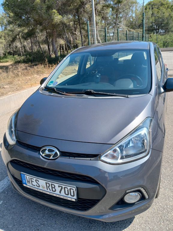 i10