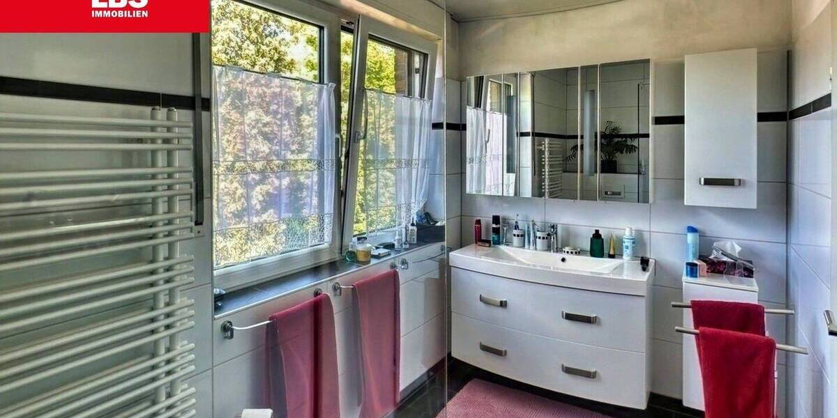 Reihenendhaus Hünxe Drevenack - 4 Zimmer, 138 m&sup2;, 350.000&euro; | Angebot:26037114