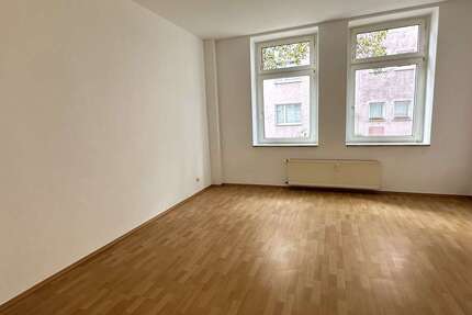 Wohnung Essen Südviertel - 1 Zimmer, 49 m&sup2;, 420&euro; | Angebot:27733441