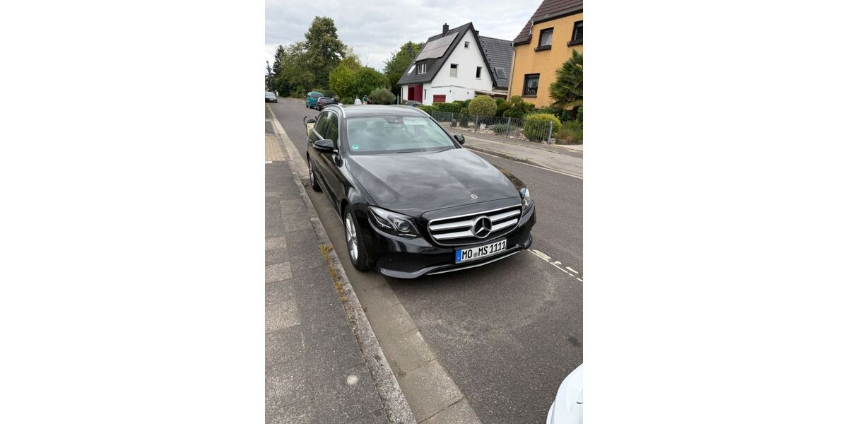 Mercedes-Benz E 200 82.000 km 20.590 &euro; kamp-lintfort 47475