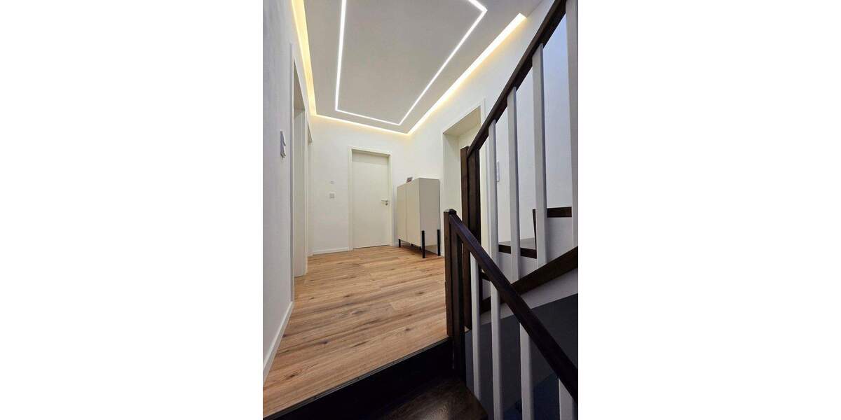 Exklusives Einfamilienhaus in Spielstraße - komplett kernsaniert und hochwertig ausgestattet 5 zimmer